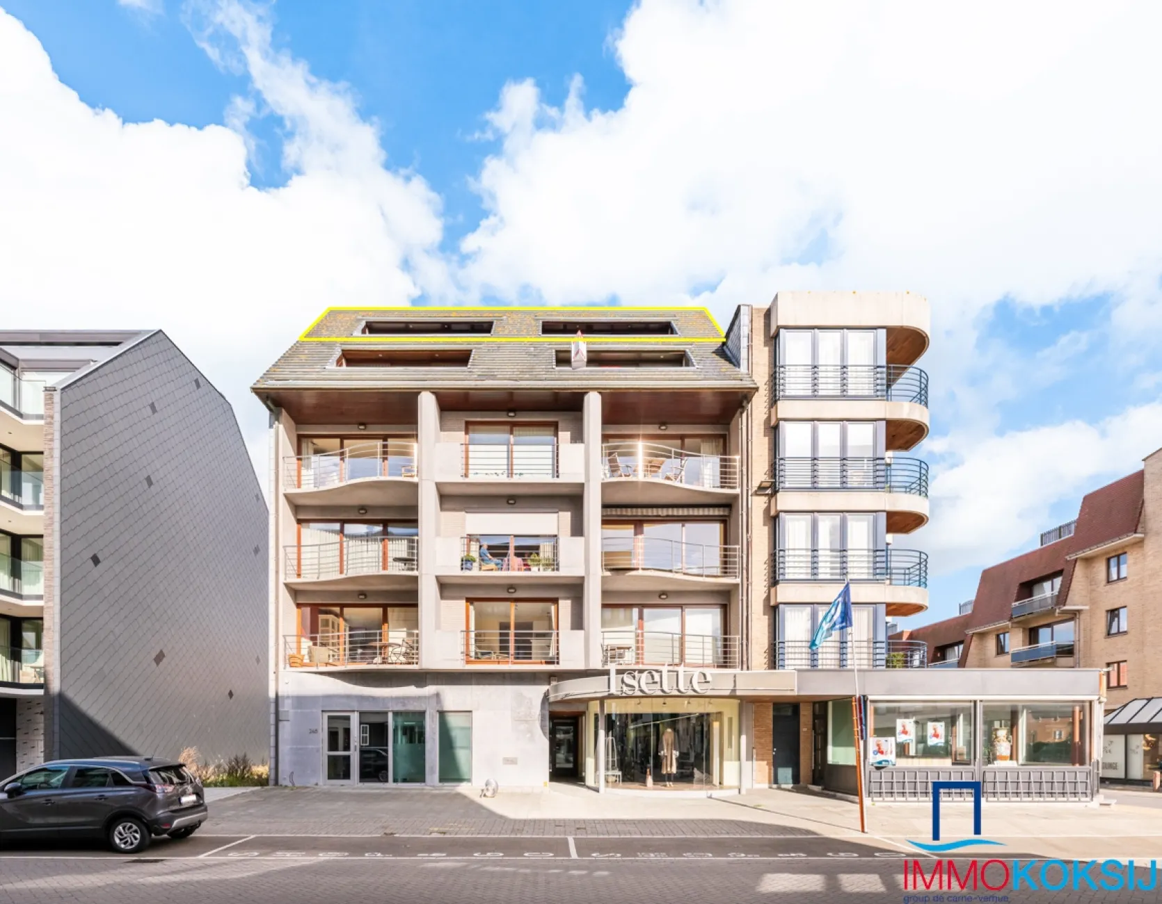 Ruim penthouse met 3 slaapkamers en 2 terrassen in de Strandlaan
