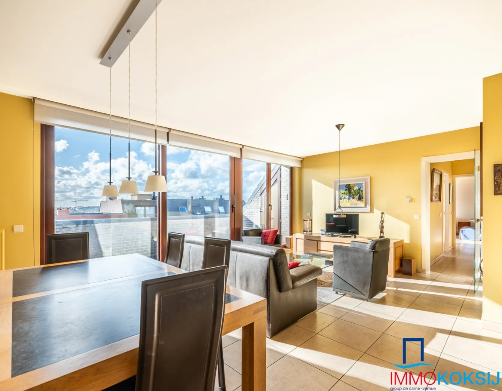 Ruim penthouse met 3 slaapkamers en 2 terrassen in de Strandlaan