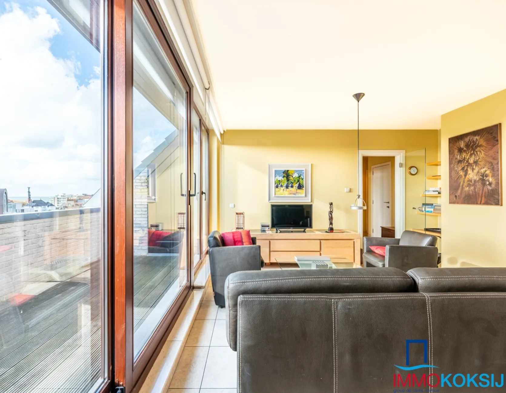 Ruim penthouse met 3 slaapkamers en 2 terrassen in de Strandlaan