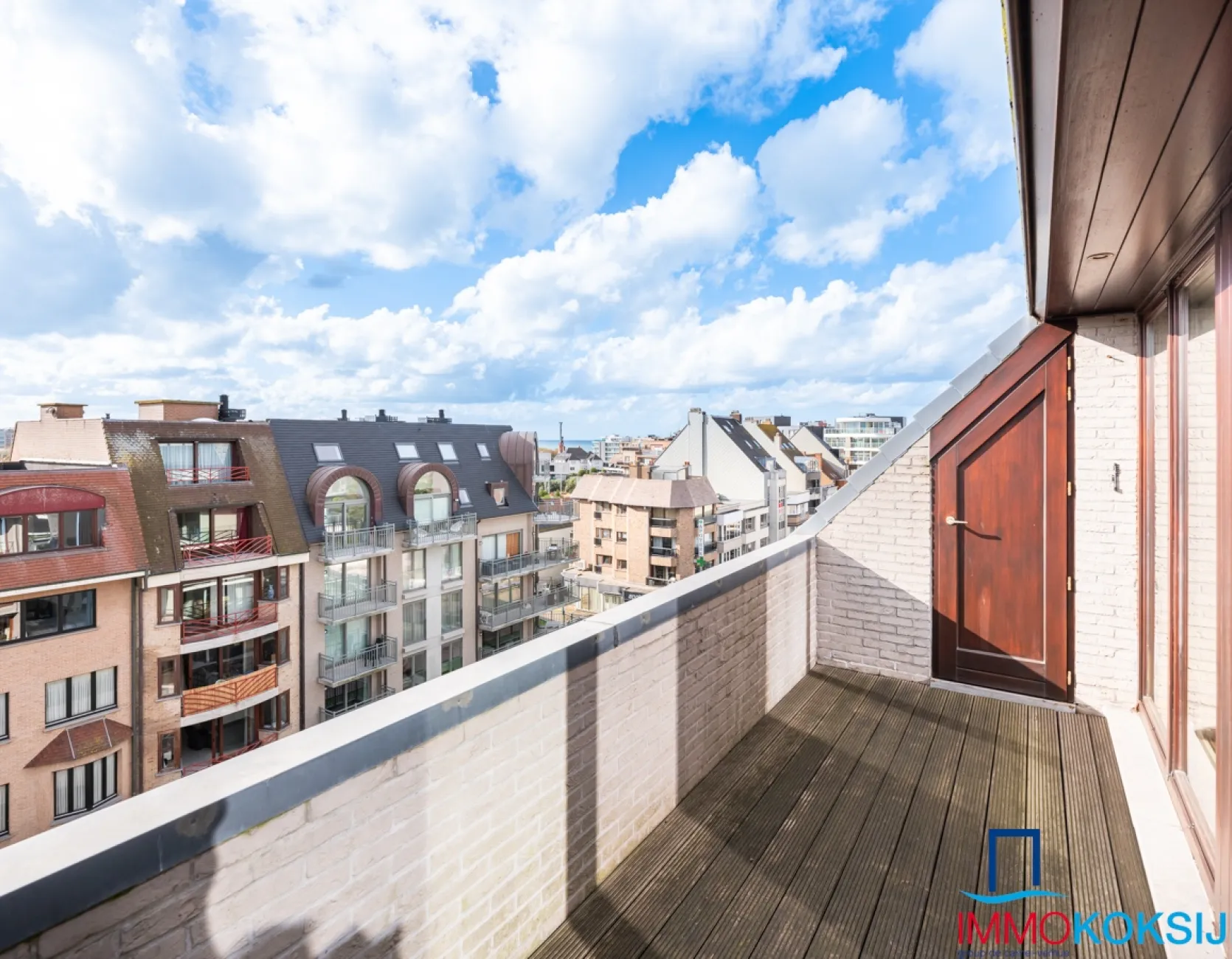 Ruim penthouse met 3 slaapkamers en 2 terrassen in de Strandlaan