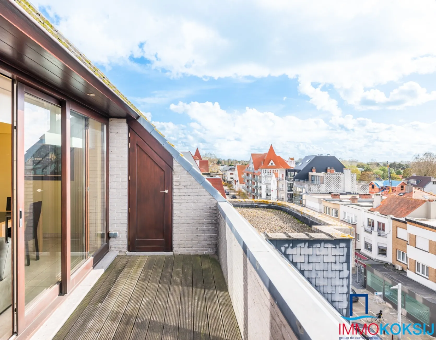 Ruim penthouse met 3 slaapkamers en 2 terrassen in de Strandlaan