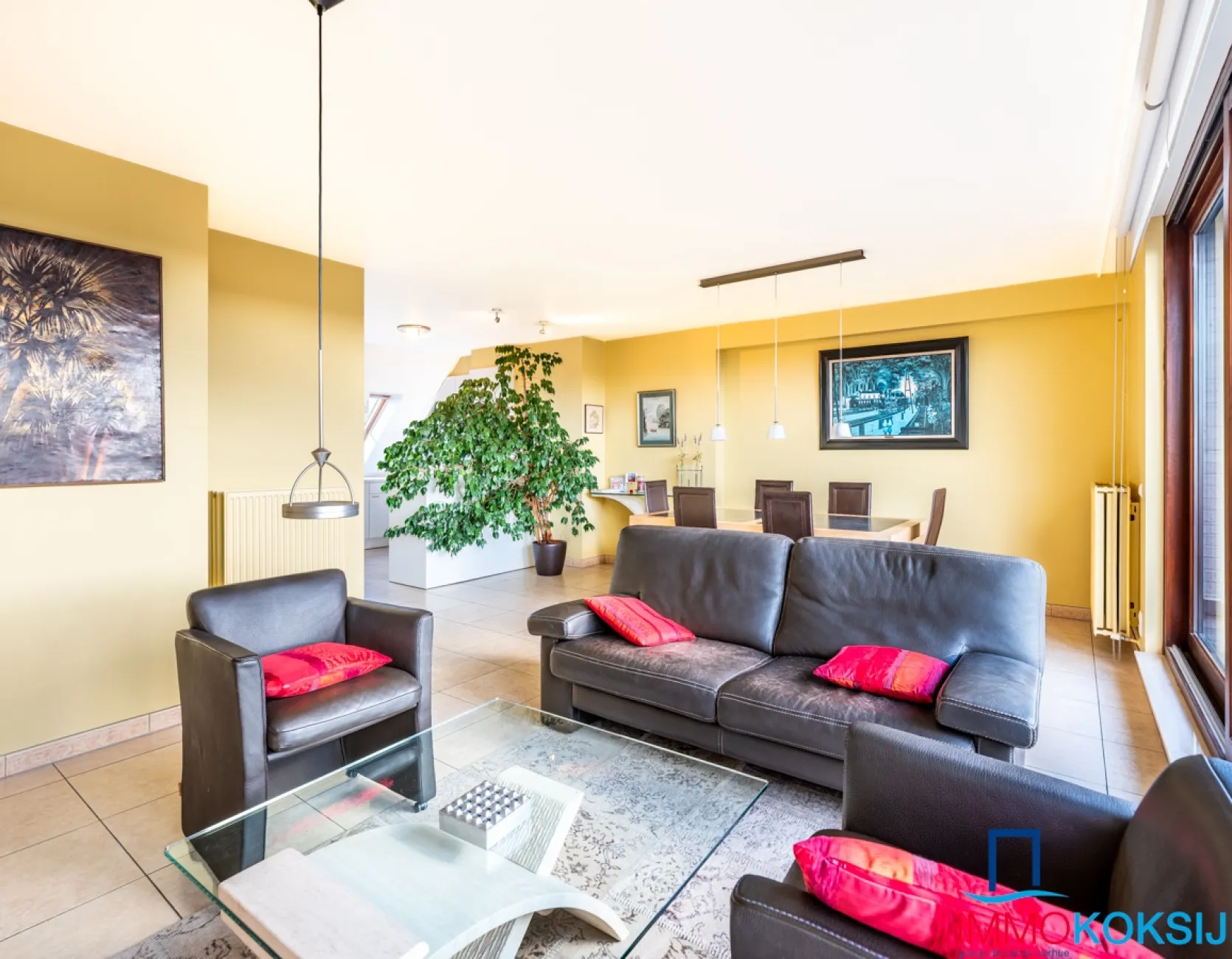 Ruim penthouse met 3 slaapkamers en 2 terrassen in de Strandlaan