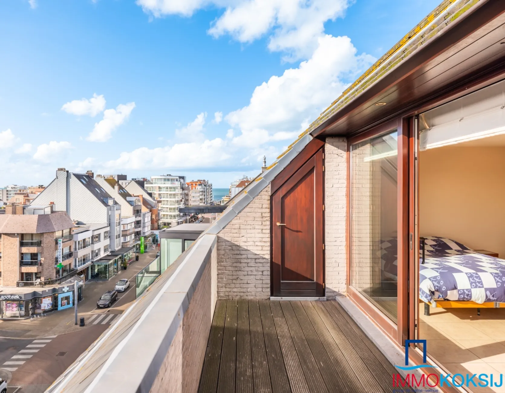 Ruim penthouse met 3 slaapkamers en 2 terrassen in de Strandlaan