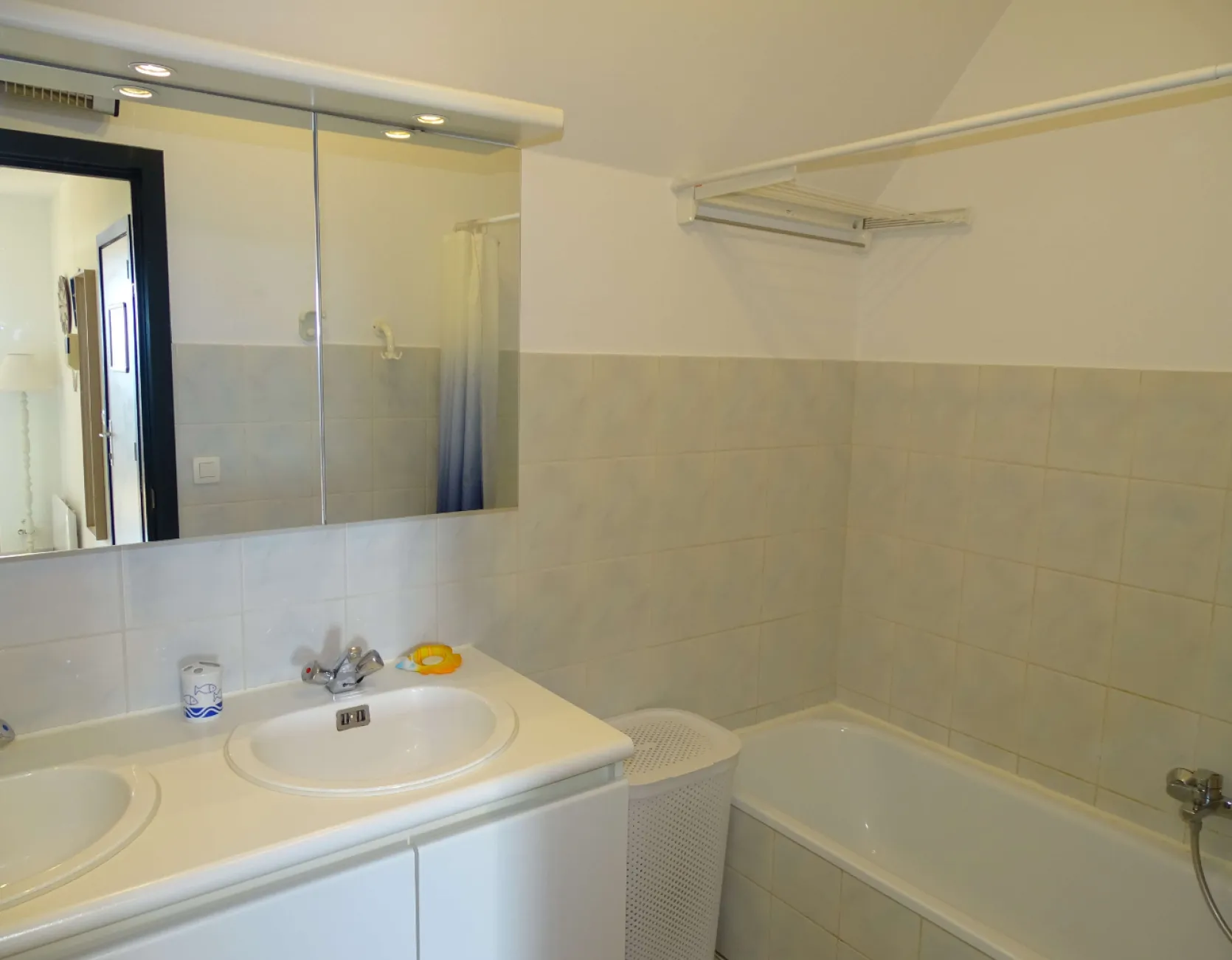 Residentie Delphine - 2 slaapkamer appartement nabij zee - Koksijde-Bad
