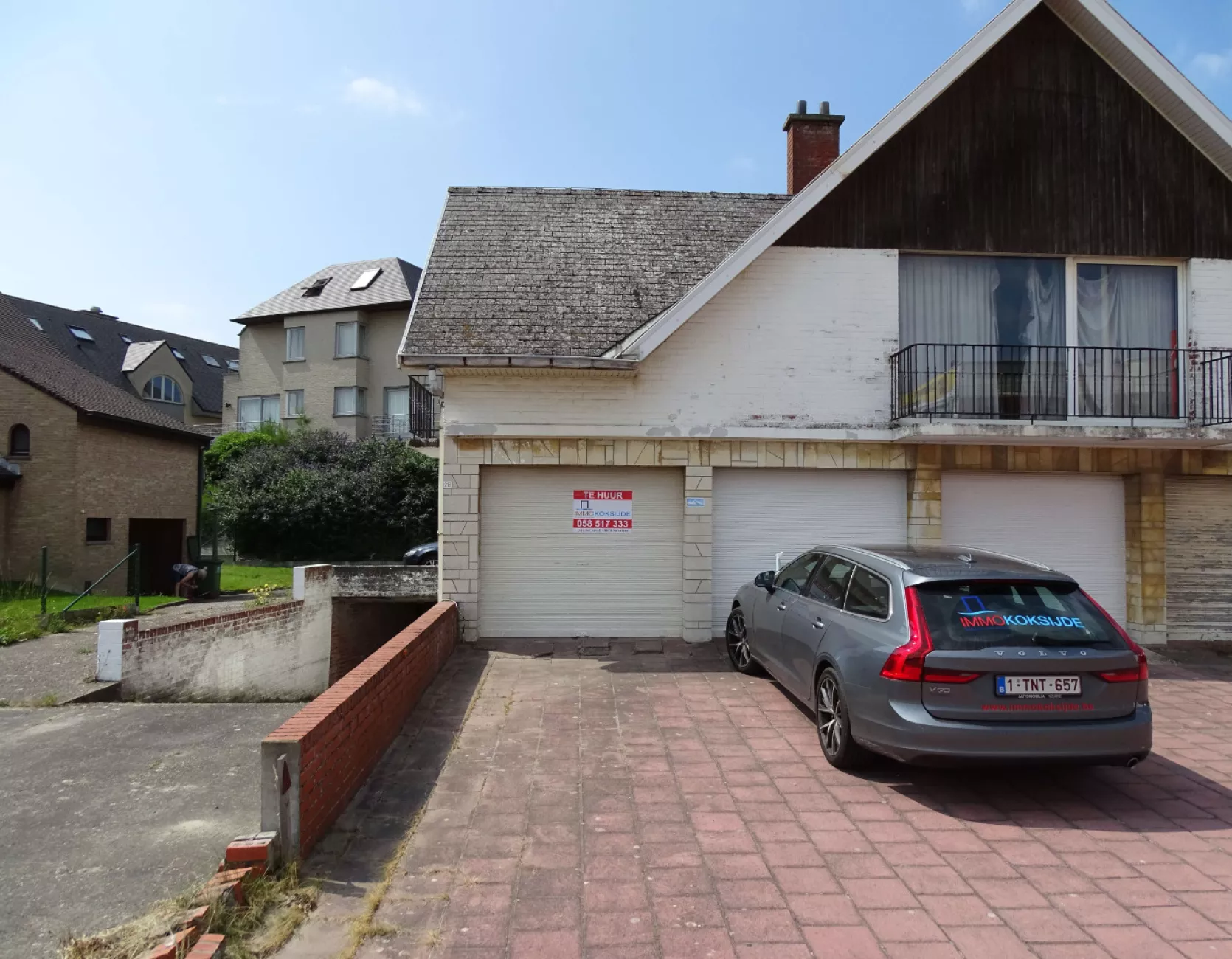 Garage met staanplaats