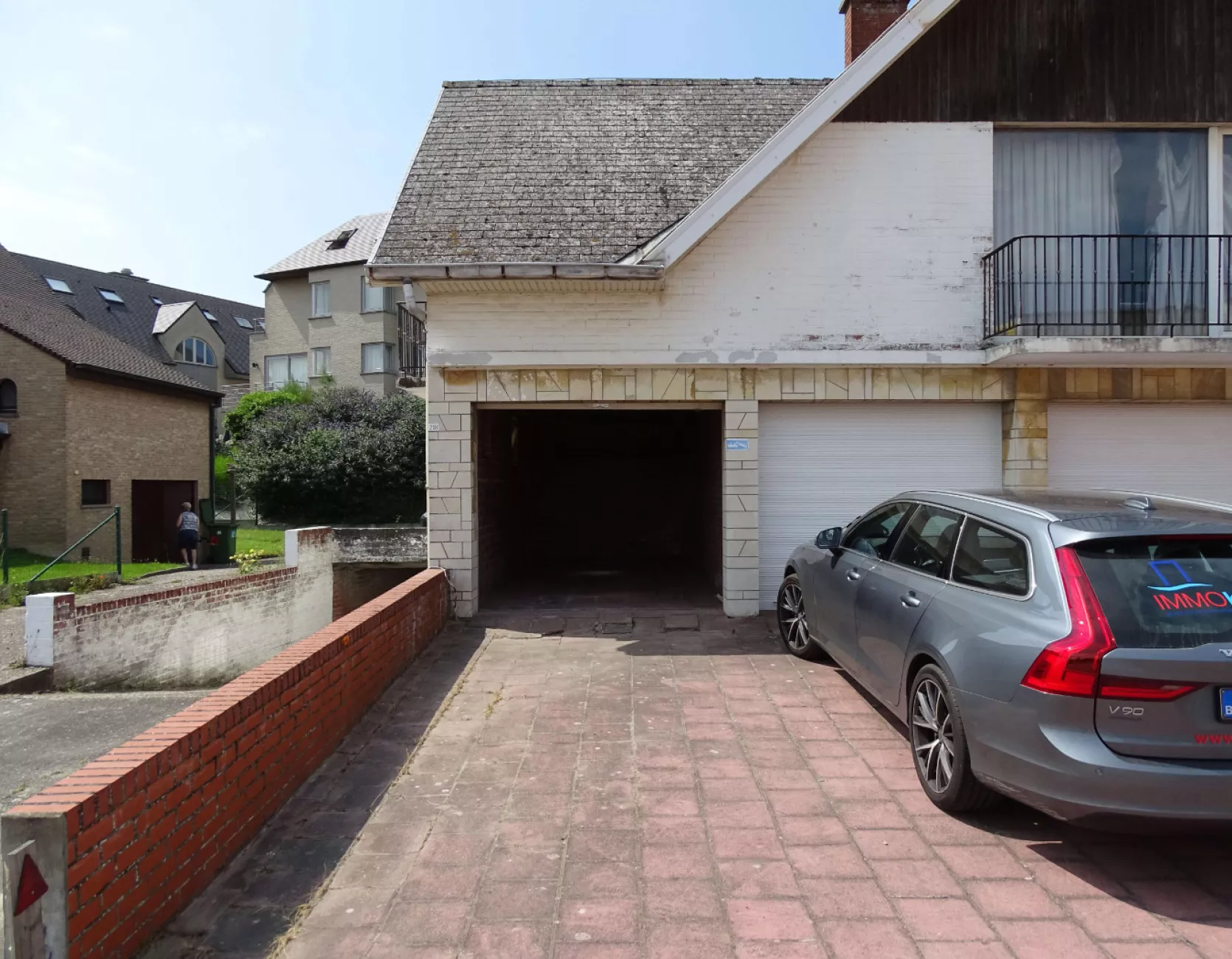 Garage met staanplaats
